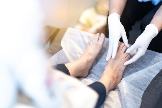 Pourquoi vos pieds ont besoin d’espace pour aller mieux